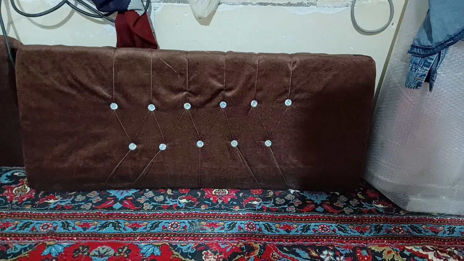 پشتی ۴ عدد|پشتی|زابل, |دیوار