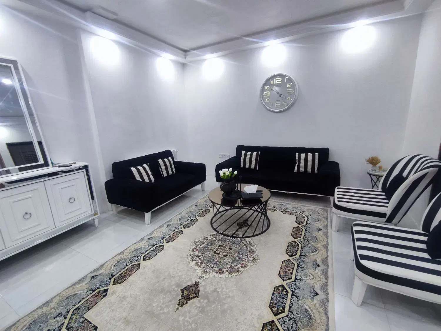 مبل مرتب|مبلمان خانگی و میز عسلی|پاکدشت, پاکدشت (مامازند)|دیوار