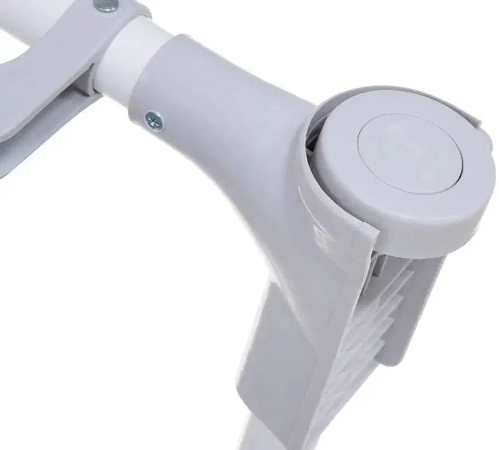 صندلی غذای کوذک نو|میز و صندلی غذاخوری|رشت, پل تالشان|دیوار