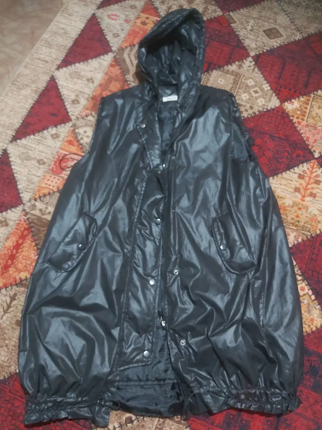 پافر|لباس|اسلام‌شهر, شهرک مفیدی|دیوار