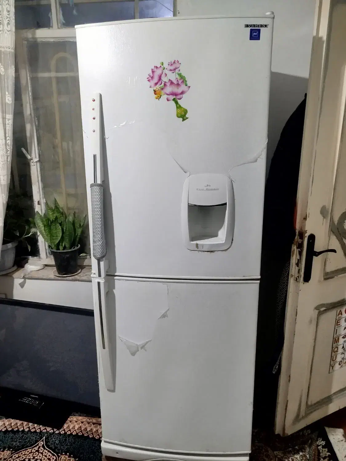 یخچال و جارو برقی در حد نو|یخچال و فریزر|مشهد, خواجه ربیع|دیوار