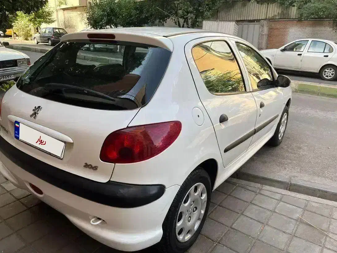 پژو تیپ ۲ بی رنگ|خودرو سواری و وانت|تهران, فلسطین (میدان انقلاب)|دیوار