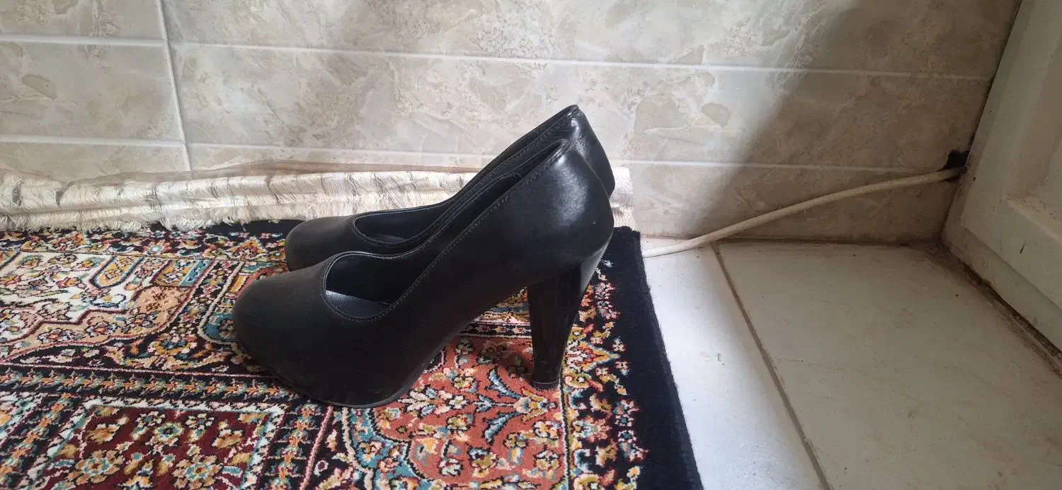 تعدادی کفش زنانه|حراج|یزد, |دیوار