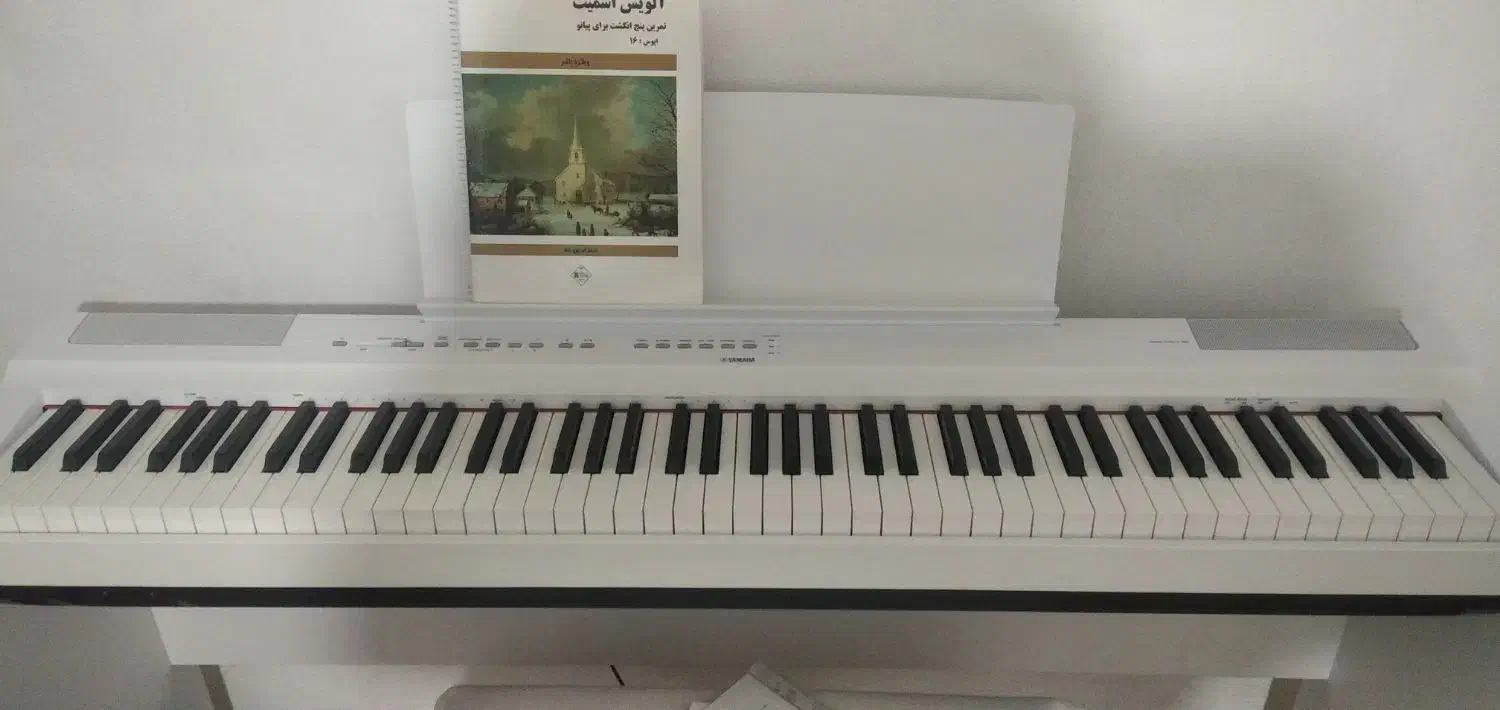 پیانو یاماها p125a|پیانو، کیبورد، آکاردئون|ایلام, |دیوار