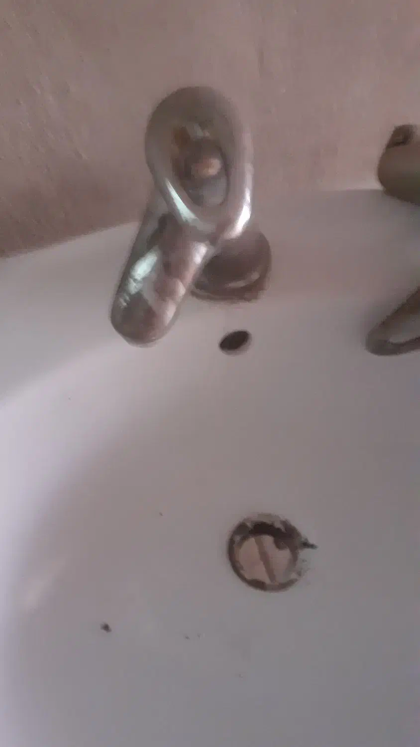 شیر روشویی و مخلوط دستشویی وخود روشویی|مصالح و تجهیزات ساختمان|سنندج, |دیوار