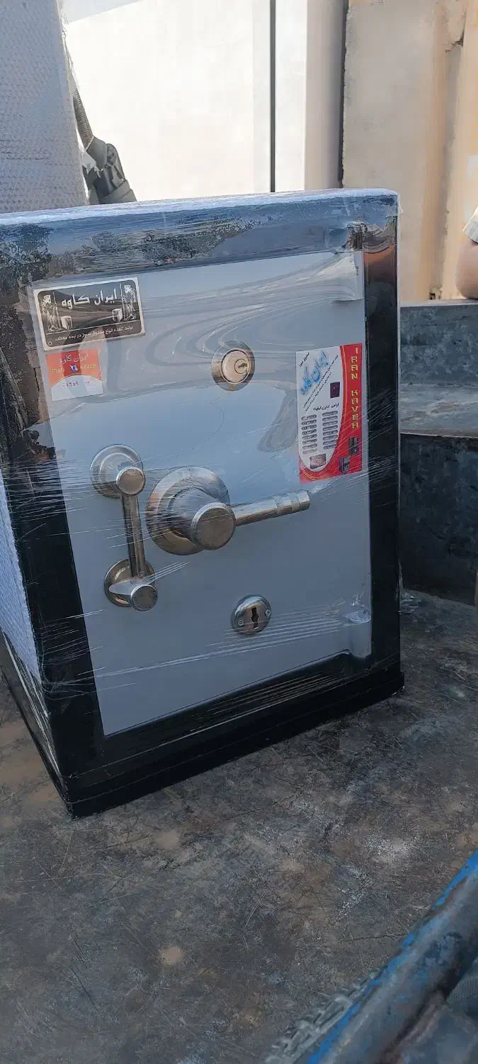 سبزگنج|ابزارآلات|سبزوار, قلعه‌نو دهزار|دیوار