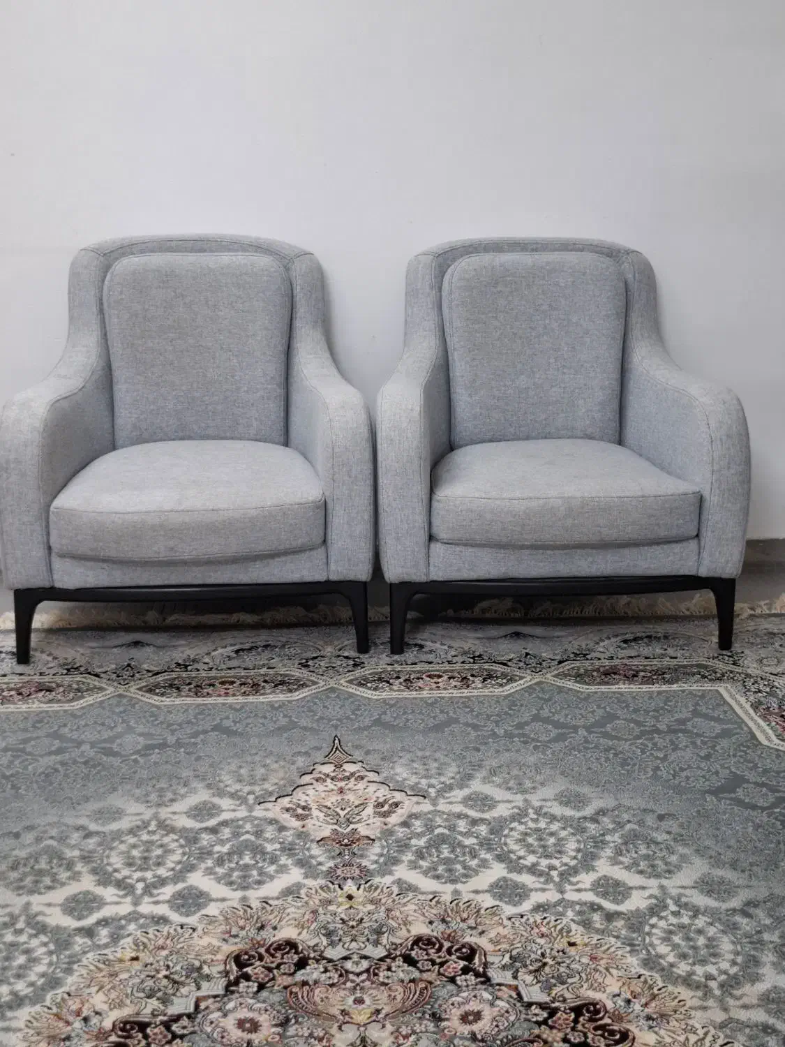 مبل مدرن ساده شیک|مبلمان خانگی و میز عسلی|مشهد, رده|دیوار