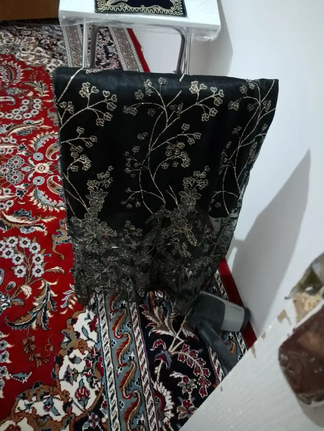 لباس مجلسی تور و گیپور گل دار|لباس|سبزوار, باهنر|دیوار