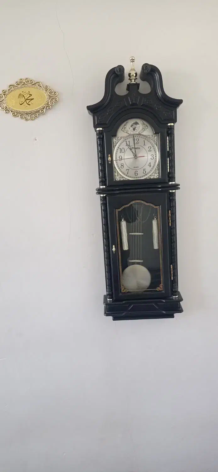 ساعت دیواری درجه یک موتورخوب به شرط سالمی|ساعت دیواری و تزئینی|نورآباد, |دیوار