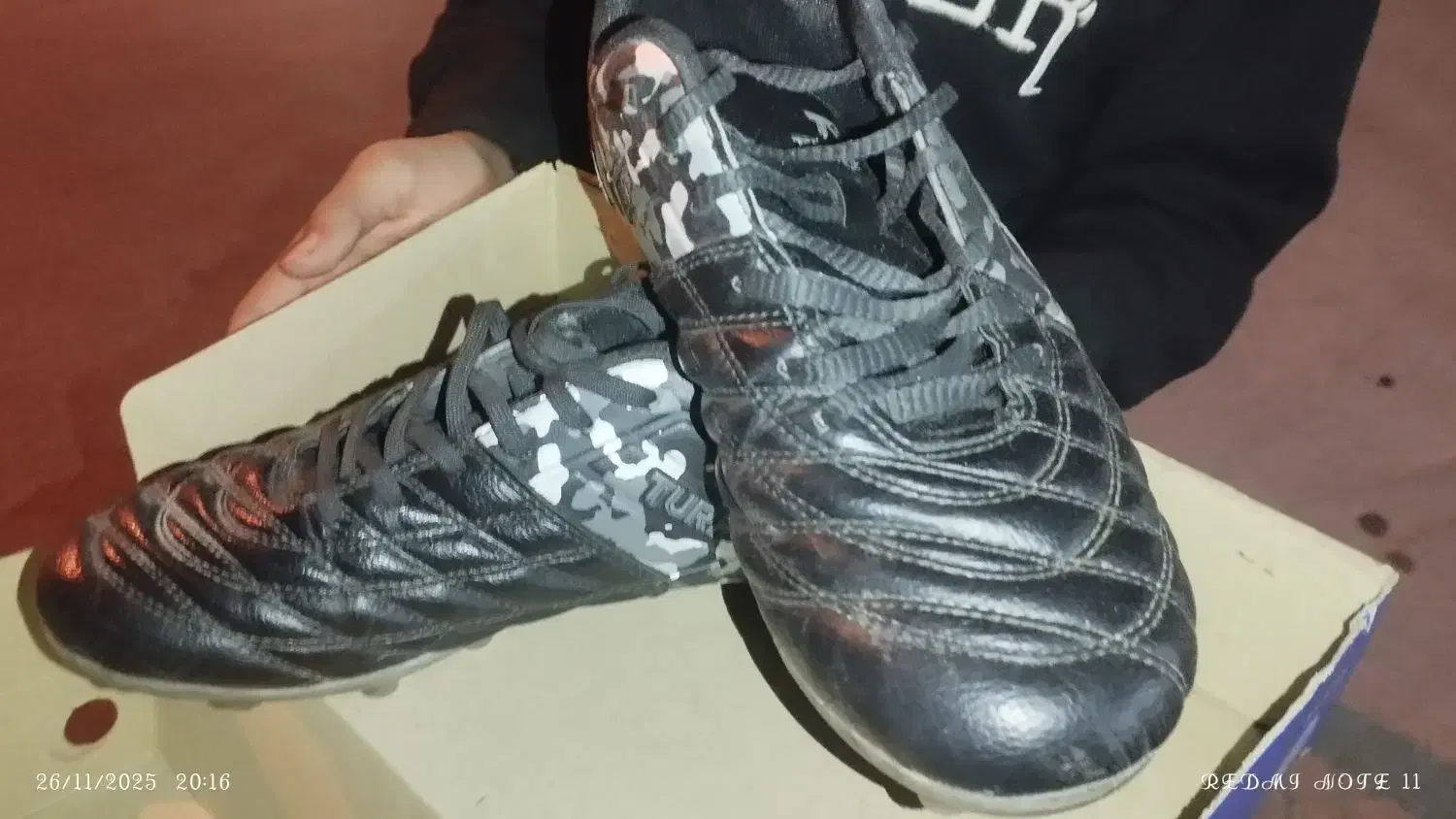 کفش فوتبال|کیف، کفش، کمربند|برازجان, |دیوار