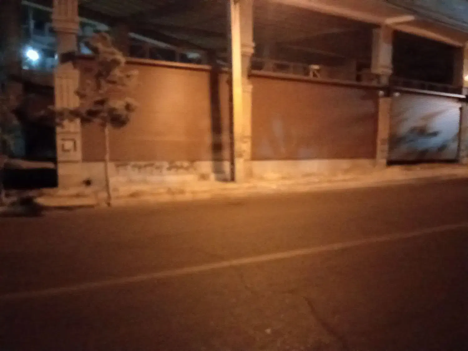 نصب کرکره و شیشه سکوریت|استخدام صنعتی، فنی، مهندسی|تبریز, |دیوار