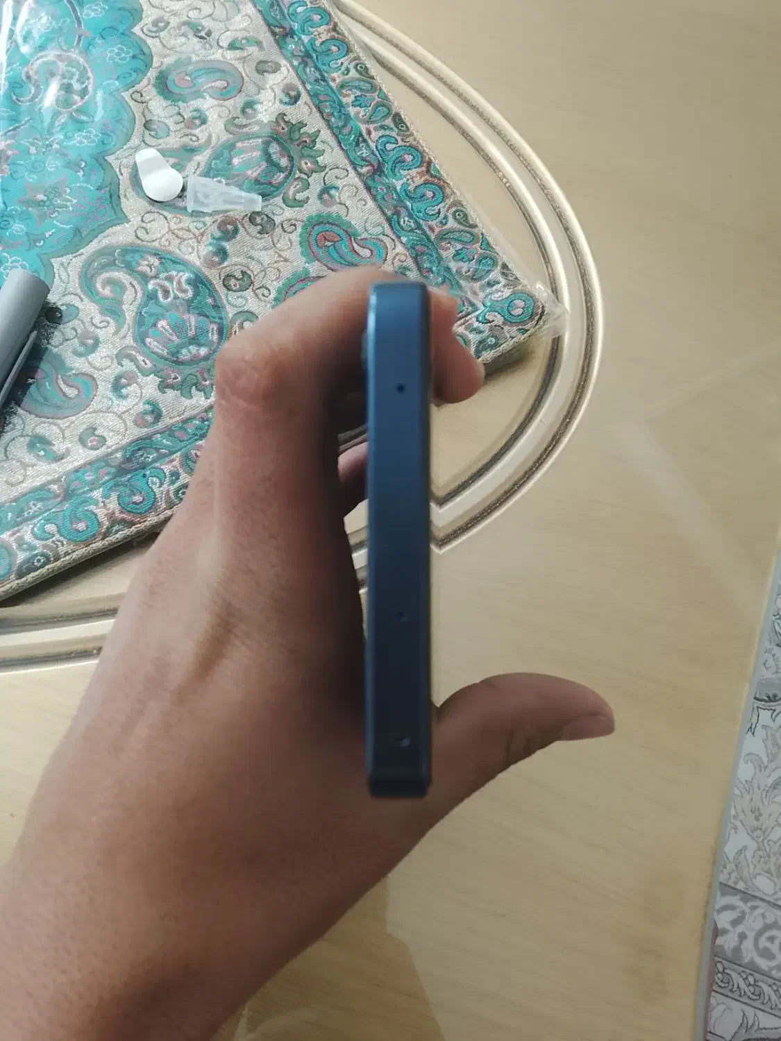 گوشی|موبایل|قم, بنیاد|دیوار