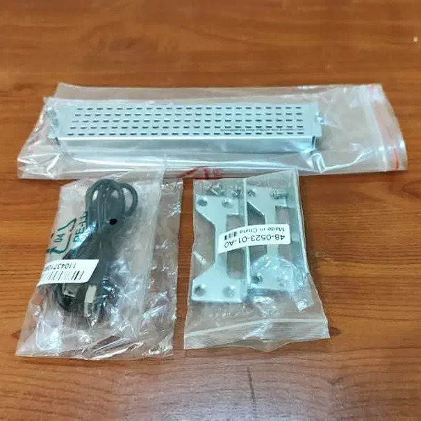 هم روتر هم سوئیچ سیسکو|مودم و تجهیزات شبکه|تهران, فلسطین (میدان انقلاب)|دیوار