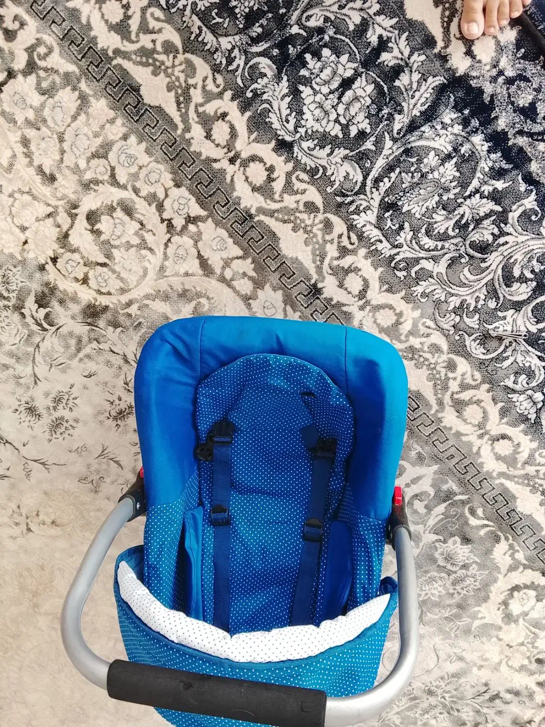 کریر در حد نو|کالسکه و لوازم جانبی|تربت‌حیدریه, داروپخش|دیوار