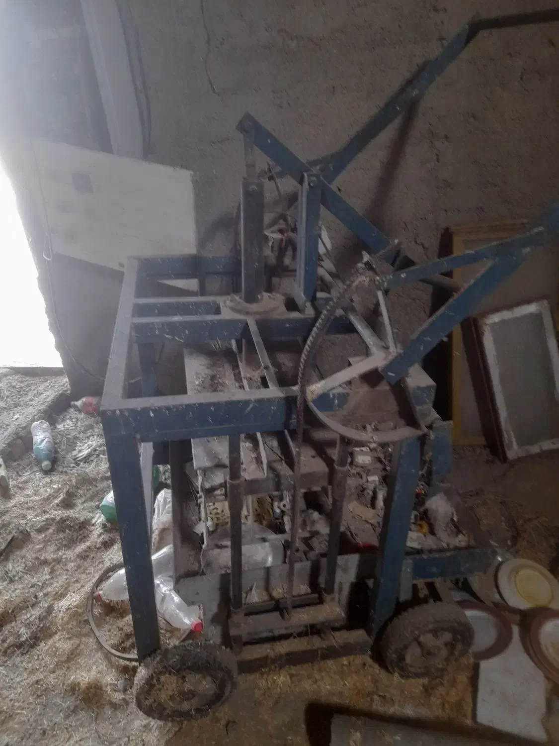 دستگاه بلوک زنی|مصالح و تجهیزات ساختمان|کرمانشاه, |دیوار