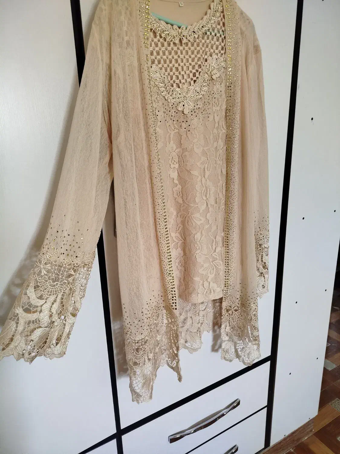 لباس مجلسی|لباس|شوشتر, |دیوار