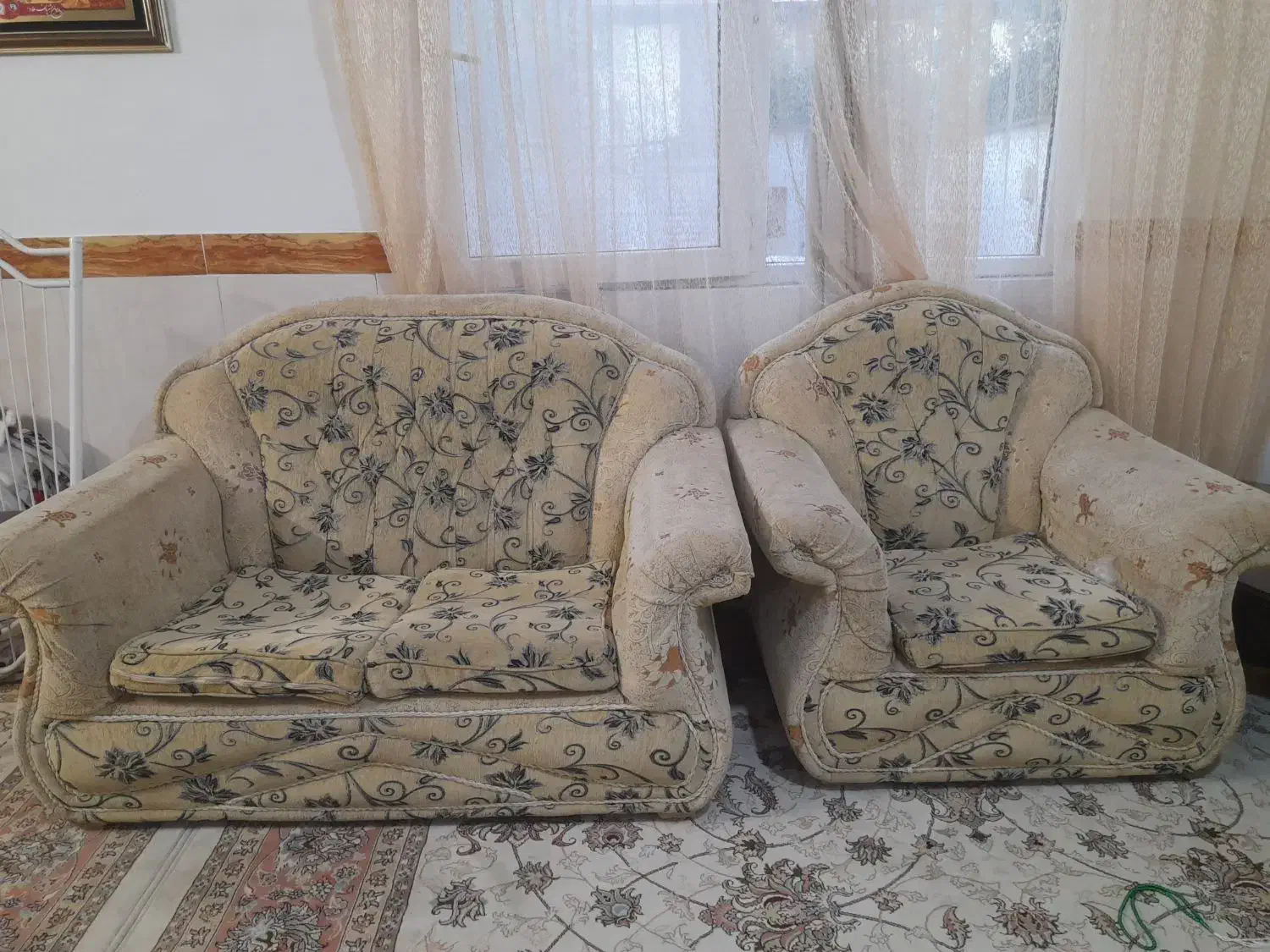 مبل ومیز ناهار خوری|مبلمان خانگی و میز عسلی|سرخنکلاته, |دیوار