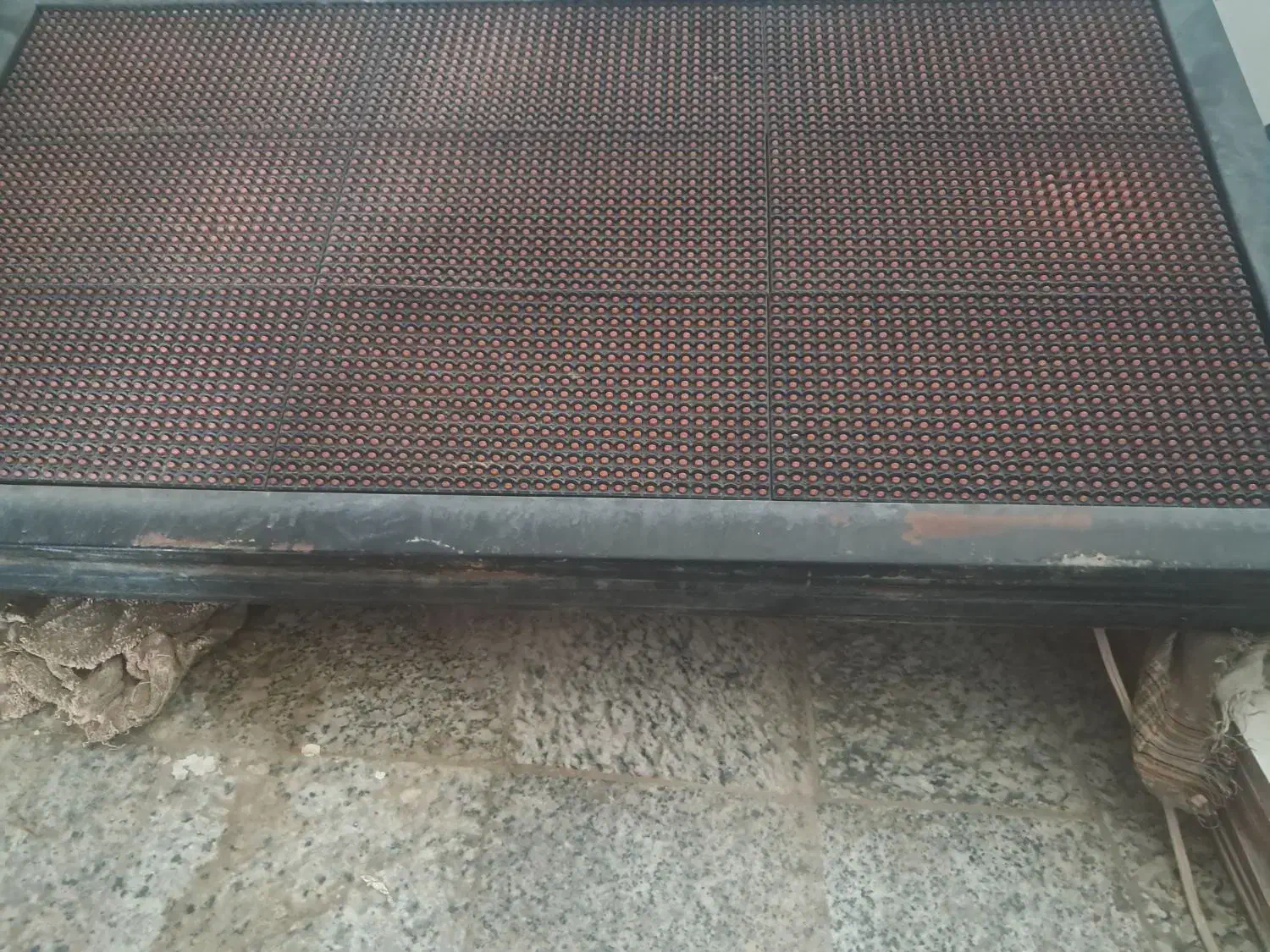 فروش تابلو روان LED قرمز ۶۰×۱۰۵ سالم|فروشگاه و مغازه|زابل, |دیوار