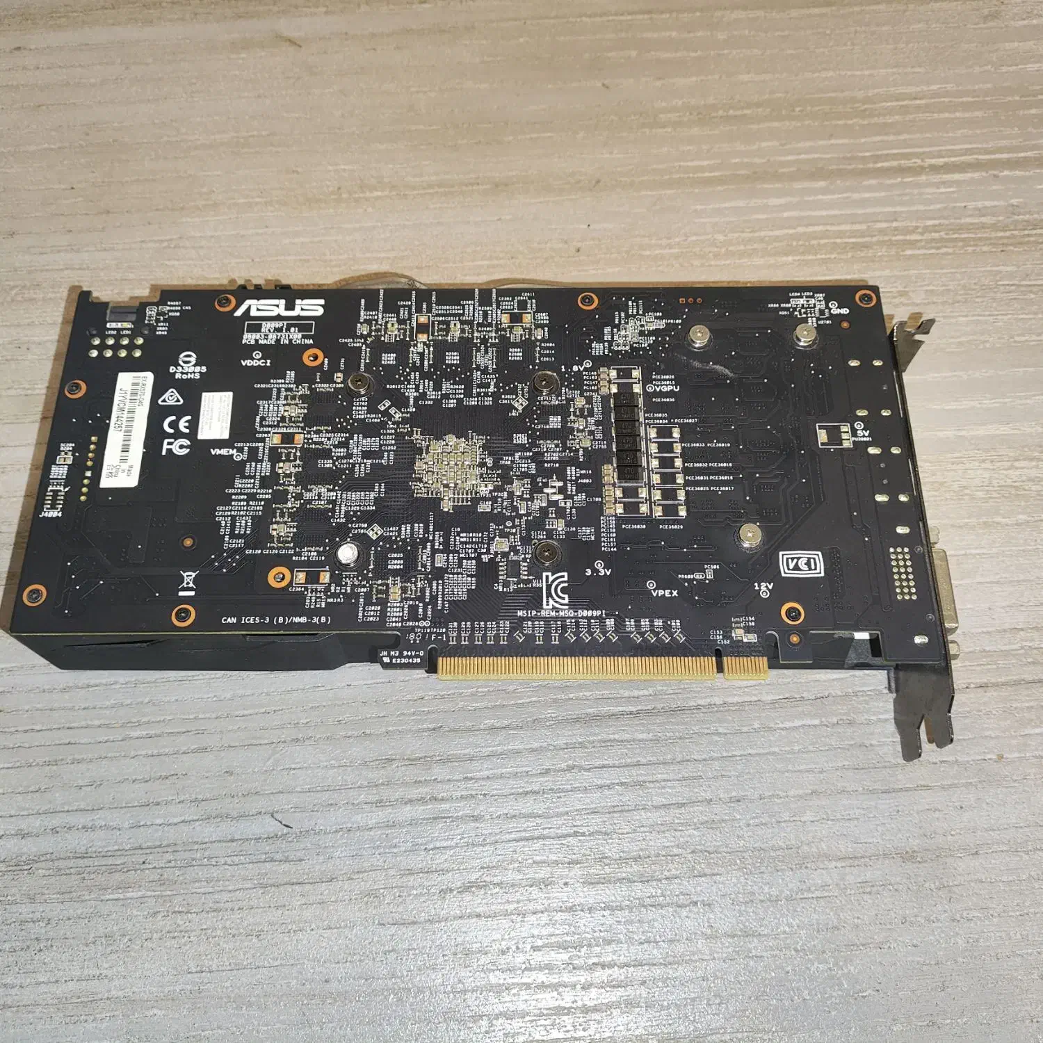 کارت گرافیک معیوب RX570|قطعات و لوازم جانبی رایانه|چالوس, |دیوار