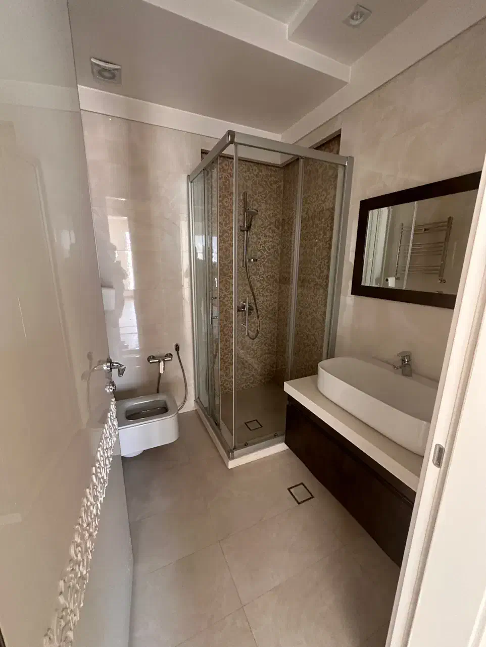 ۱۴۵متر فرشته برج باغ تاپ لوکیشن