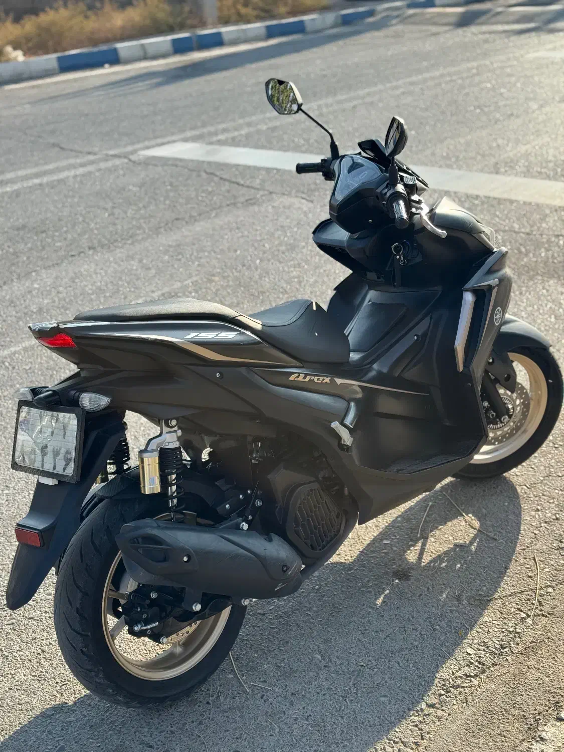 آیروکس آب خنک رادیات‌دار|موتورسیکلت|رباط‌کریم, نصیرشهر|دیوار