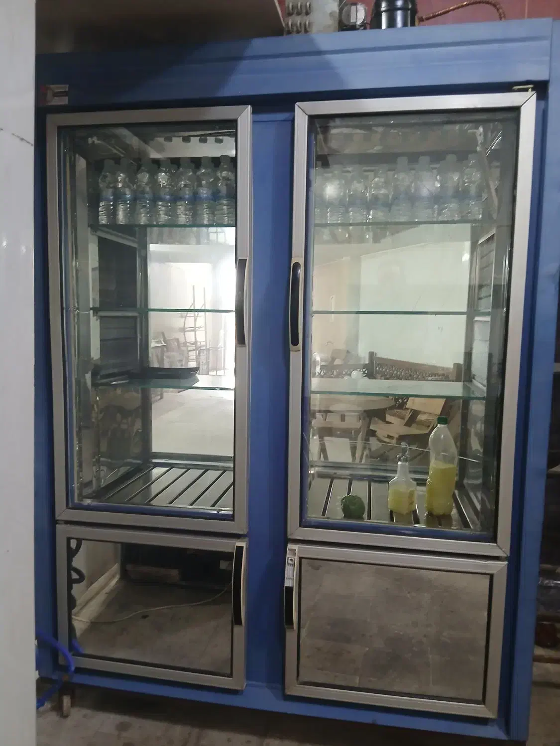 یخچال ویترینی دو درب بزرگ|یخچال و فریزر|محمدشهر, همایون ویلا|دیوار