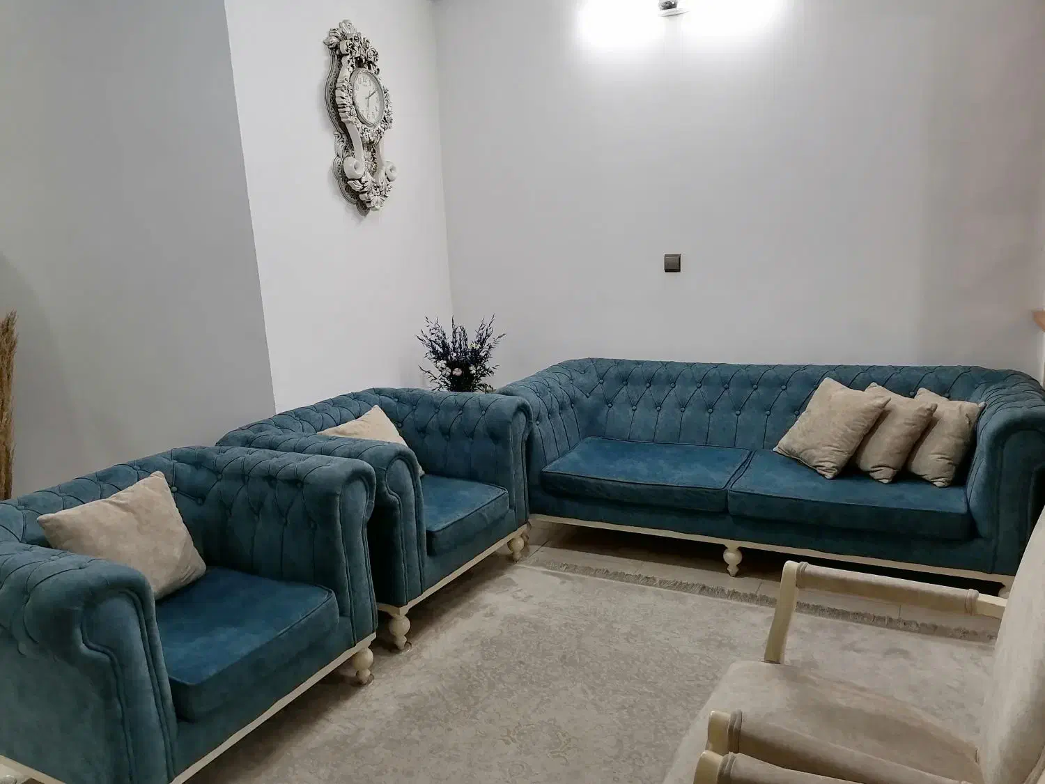 مبل ۷ نفره راحتی|مبلمان خانگی و میز عسلی|تهران, شهرک صادقیه|دیوار