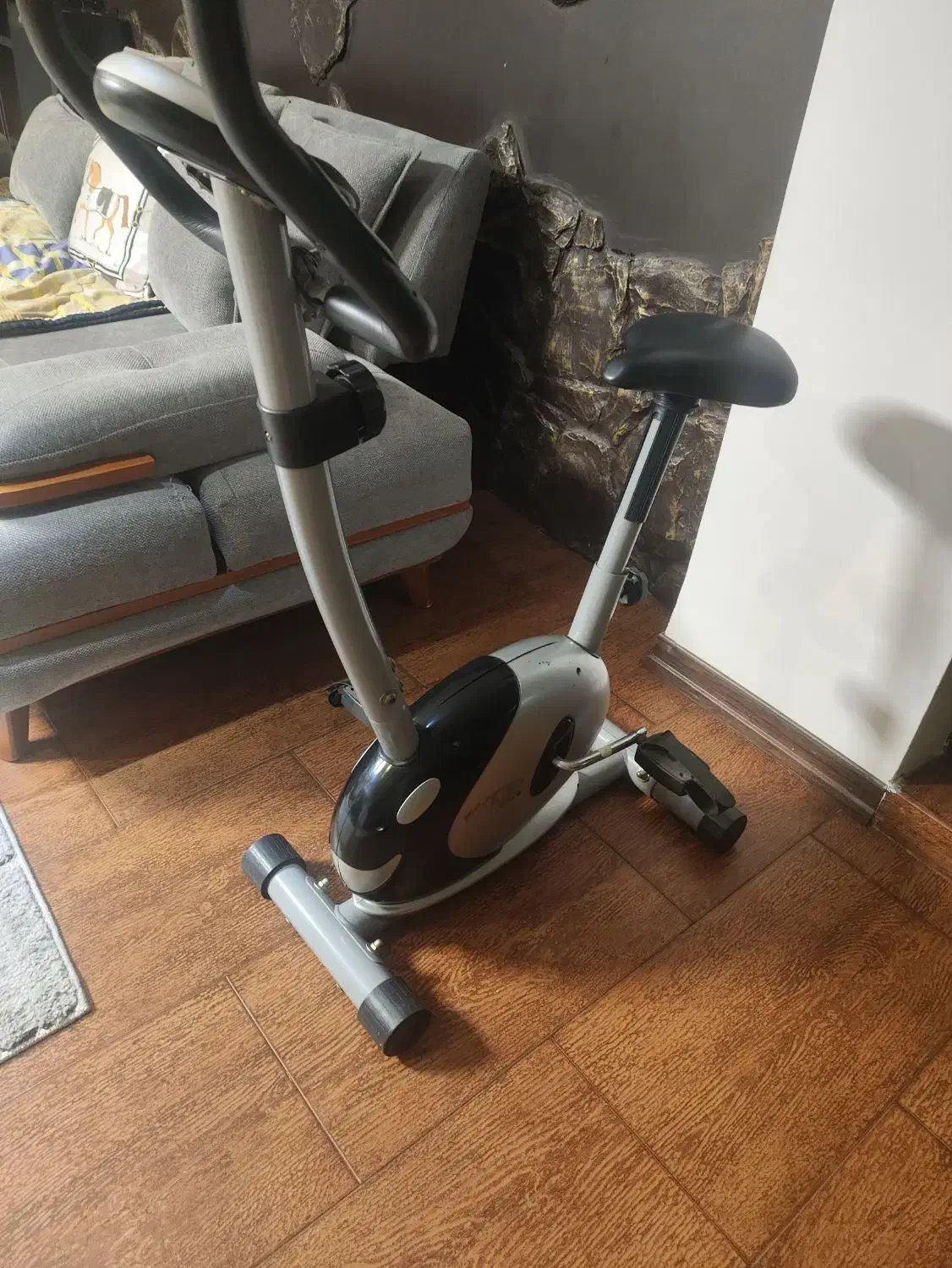 دوچرخه ثابت استوک|تجهیزات ورزشی|آمل, |دیوار