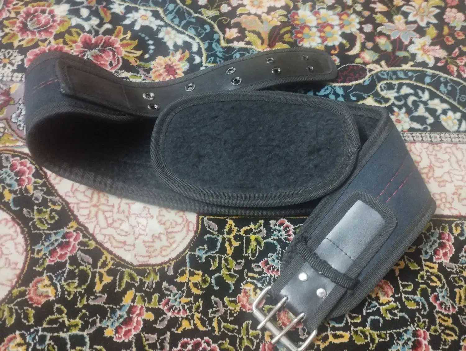 کمربند باشگاه کاملا نو همراه با پد گودی کمر|تجهیزات ورزشی|پاکدشت, پاکدشت (مامازند)|دیوار