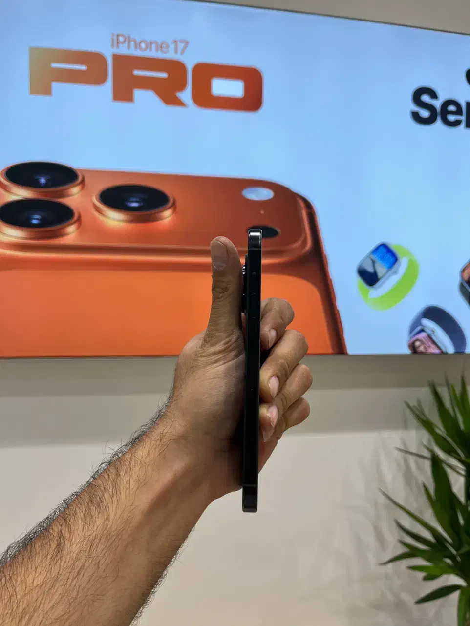 آیفون ۱۶ پرومکس باطری ۱۰۰ شرکتی|موبایل|تهران, صادقیه|دیوار