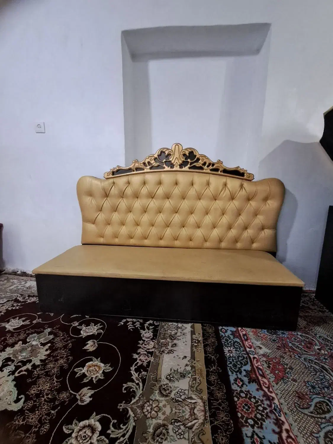 وسایل اریشگاه|آرایشگاه و سالنهای زیبایی|سنقر, |دیوار