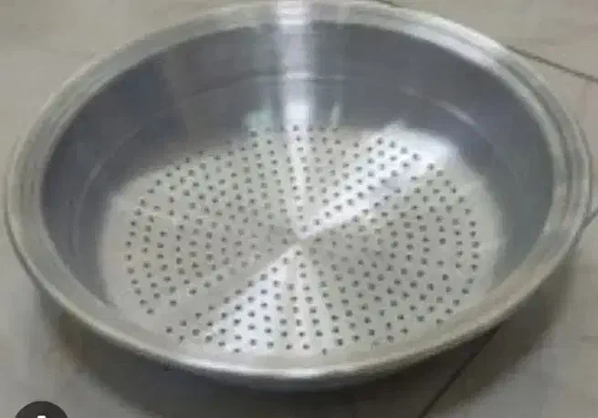 پوست کن  استیل هندآبکش با سینی پیتزا همگی ۲۰۰|ظروف پخت‌وپز|گرگان, |دیوار