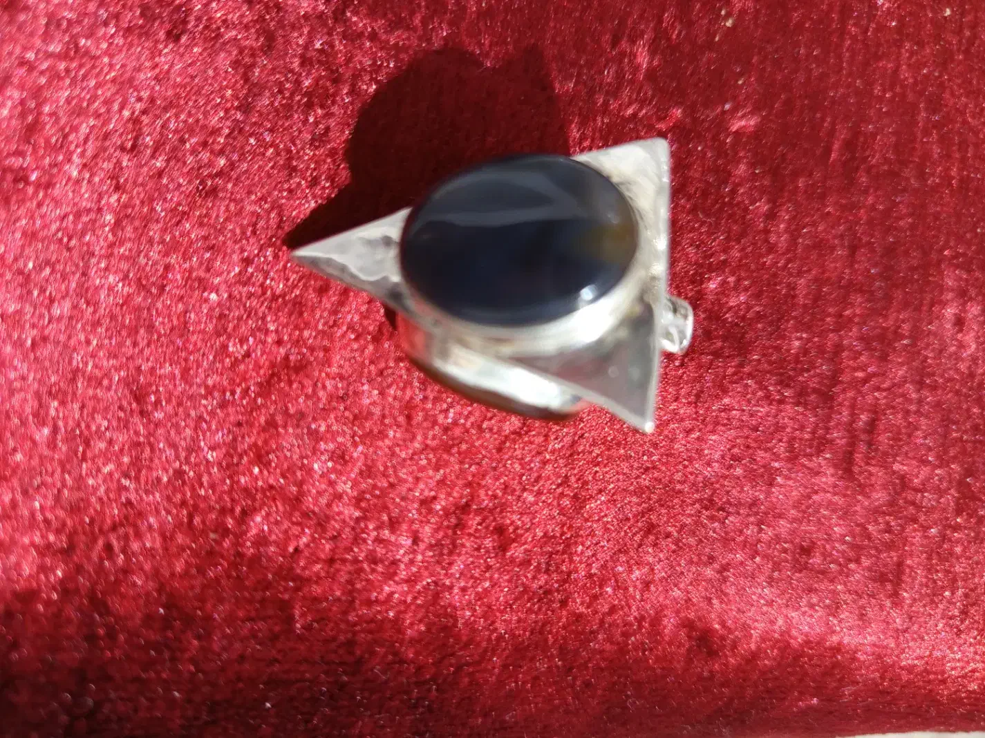 تا گرون نشده بخر گردنبند بزرگ هرمی سه سنگ درشت|جواهرات|مشکیندشت, |دیوار