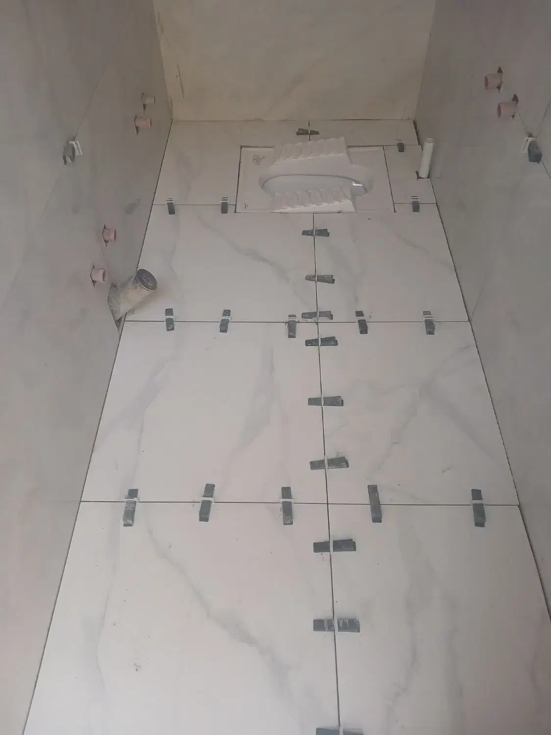 کاشی کار بنا سرامیک کار شیب بندی آجر کار طاق زن|خدمات پیشه و مهارت|شهرکرد, |دیوار