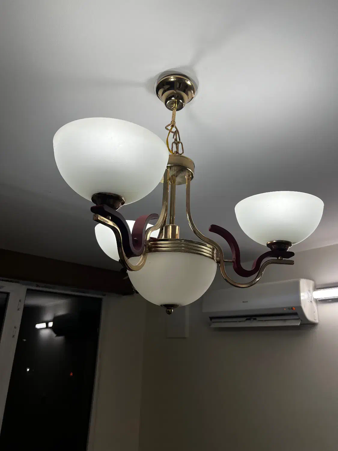 لوستر ۴ گل و تک گل|لوستر و چراغ آویز|شیراز, شهرک کوثر|دیوار