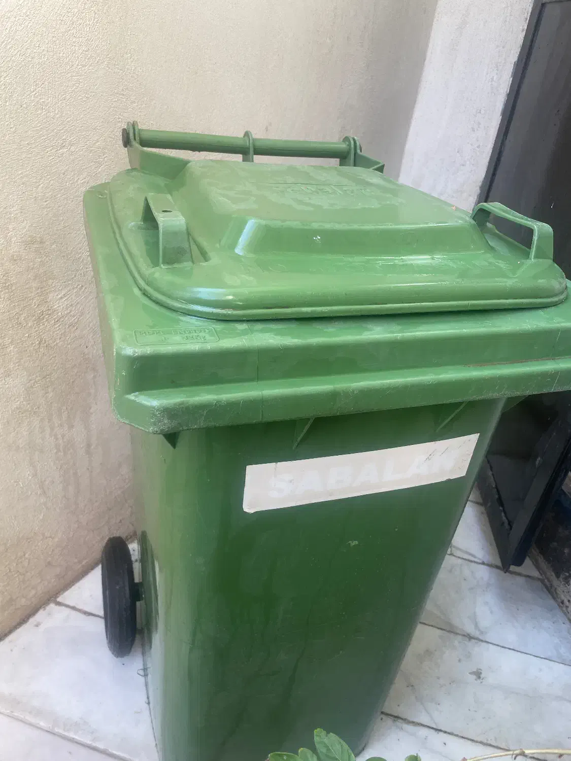 سطل زباله بزرگ و سالم و چرخی۱۲۵۰|لوازم نظافت|مشهد, امامیه (شهرک غرب)|دیوار