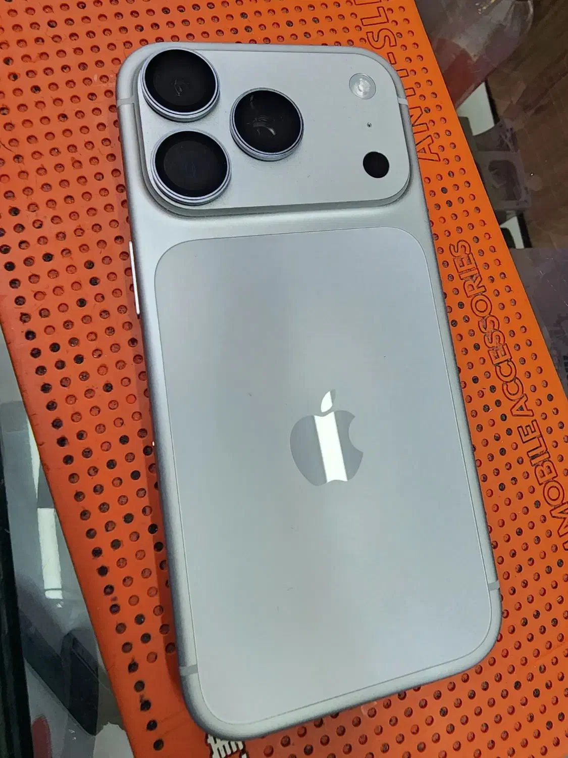 ایفون ۱۷ پرو|موبایل|گلپایگان, |دیوار