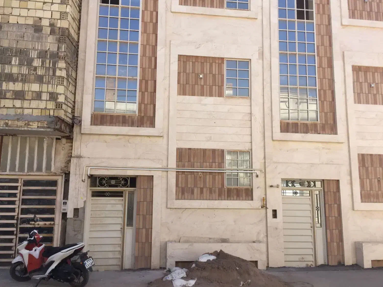 مغازه تجاری ومسکونی ۱۰۵متر|فروش مغازه و غرفه|یزد, |دیوار