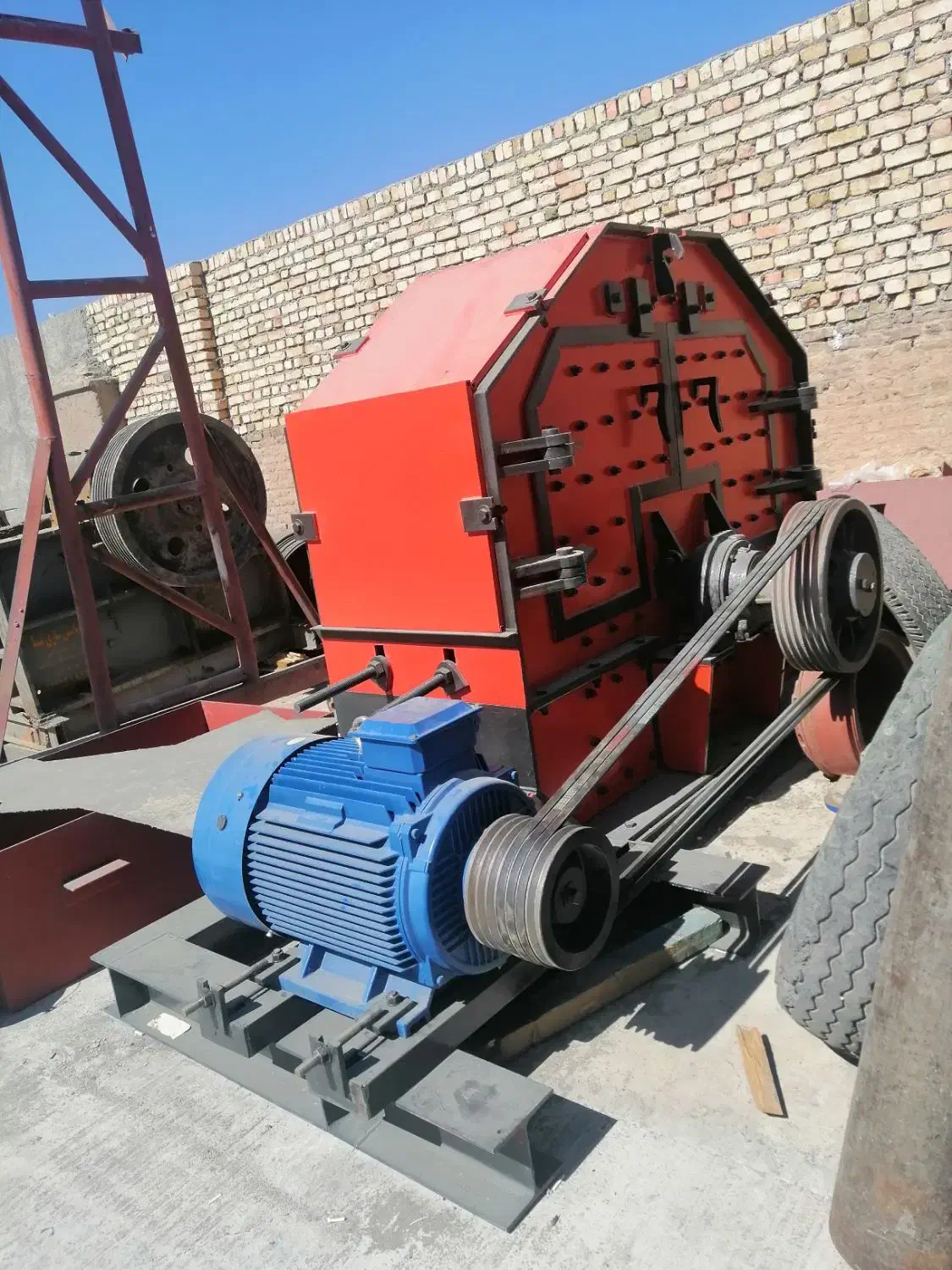 سنگ شکن اچ اس سرند فک ماسه ساز دوطرفه|ماشین‌آلات صنعتی|بهارستان, |دیوار