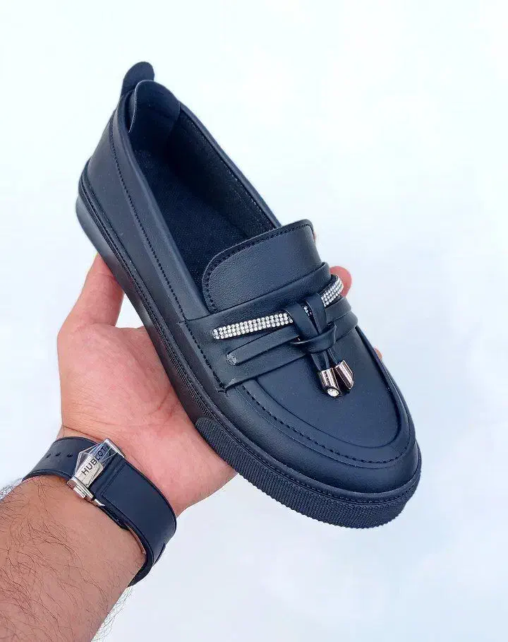 فروش|کیف، کفش، کمربند|مشهد, پایین خیابان|دیوار