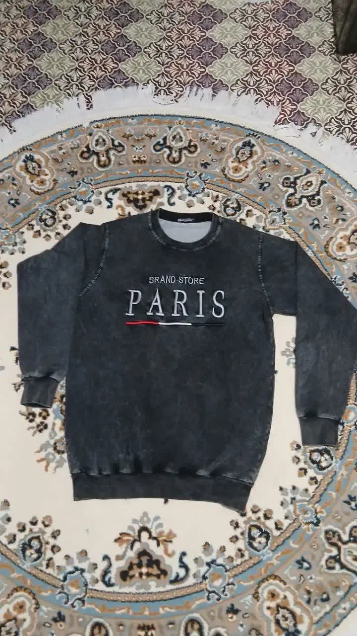 لباس طرح لی|لباس|قم, باغ شریفی|دیوار