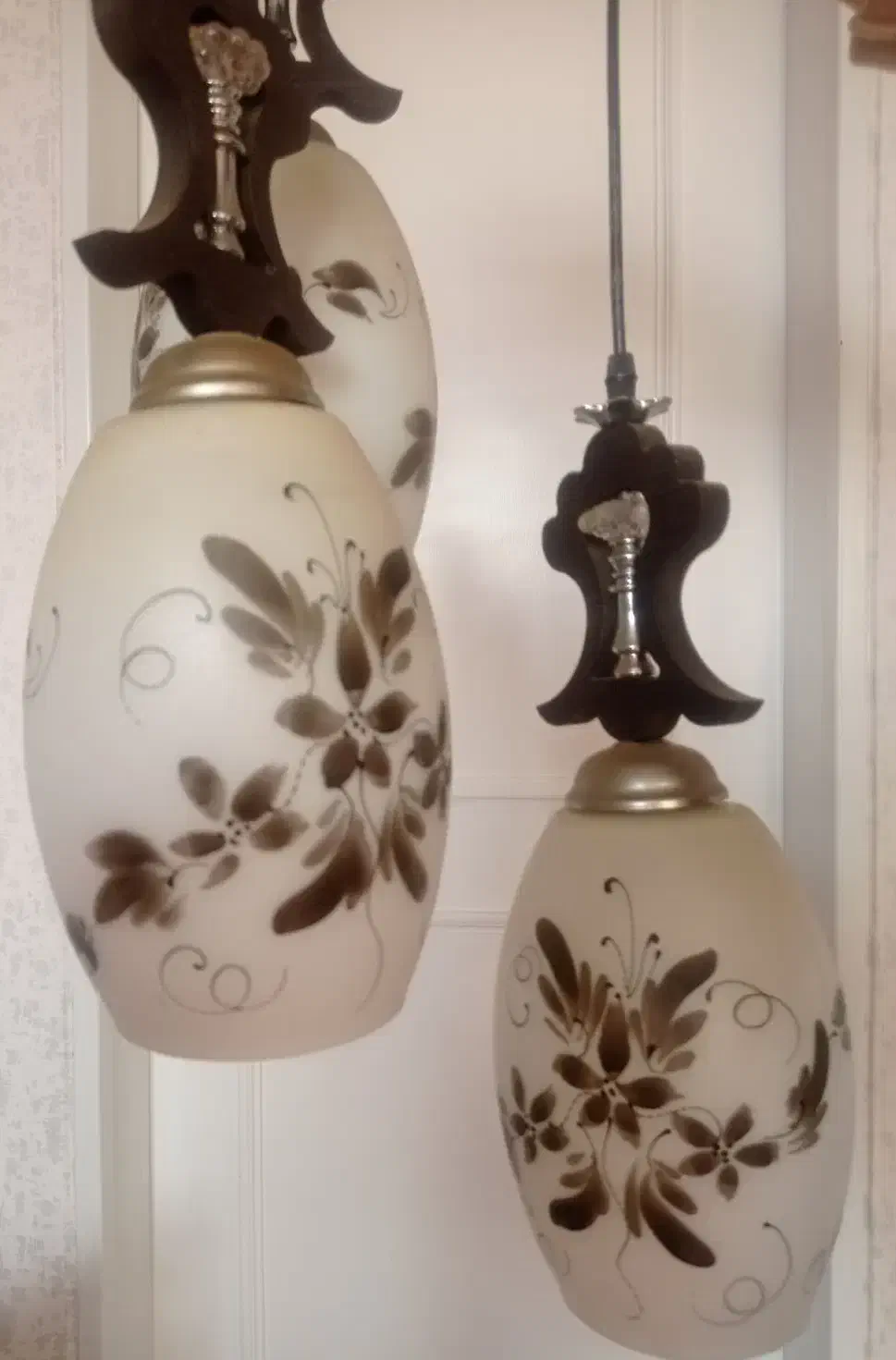 لوستر سه تایی|لوستر و چراغ آویز|بروجرد, |دیوار