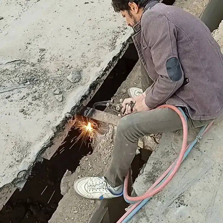 جوشکار سیار برشکاری هواگاز حتی یک خال جوش معماری|خدمات پیشه و مهارت|مشهد, آزادشهر|دیوار