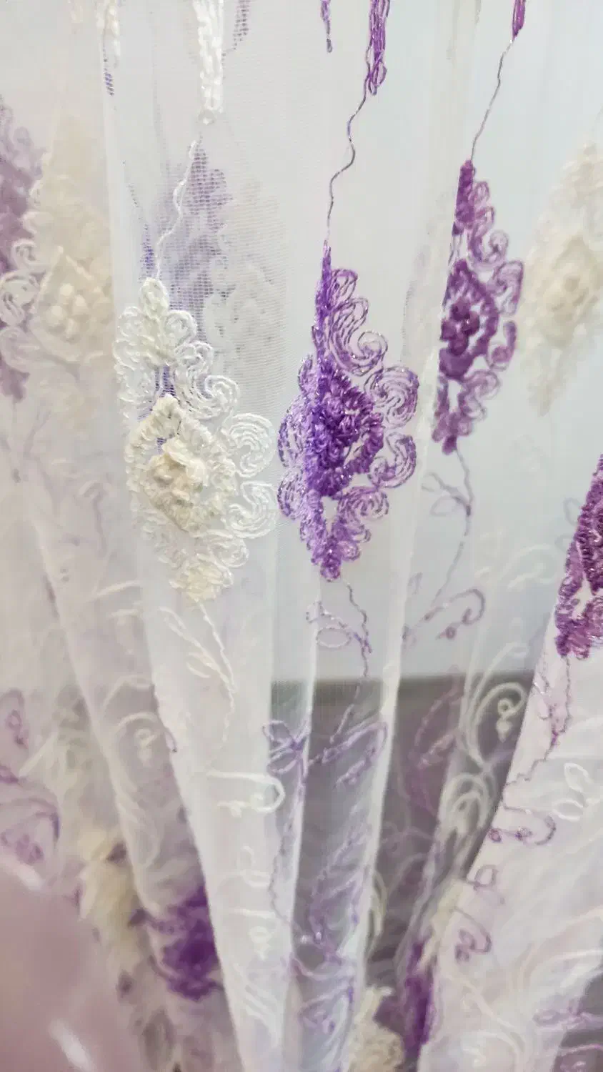 پرده تور صدفی پنبه دوزی لبه حاشیه نو اصلا نصب نشده|پرده، رانر، رومیزی|کرج, باغ سیب|دیوار