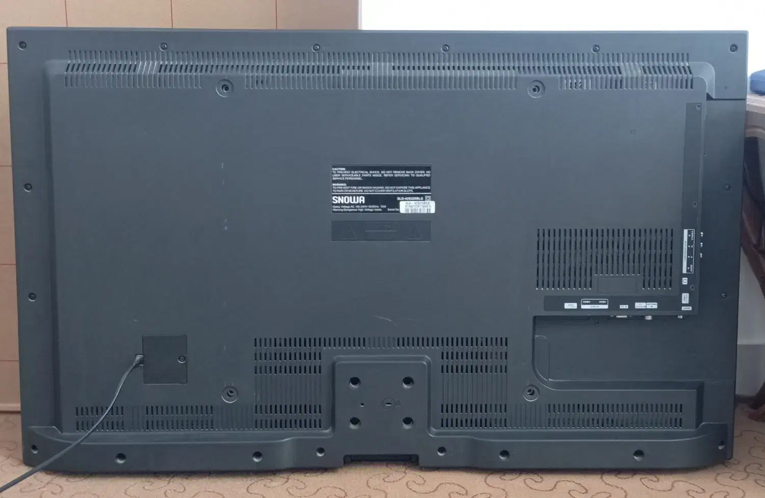 تلویزیون ۴۲ اسنوا|تلویزیون و پروژکتور|محمدیه-قزوین, |دیوار