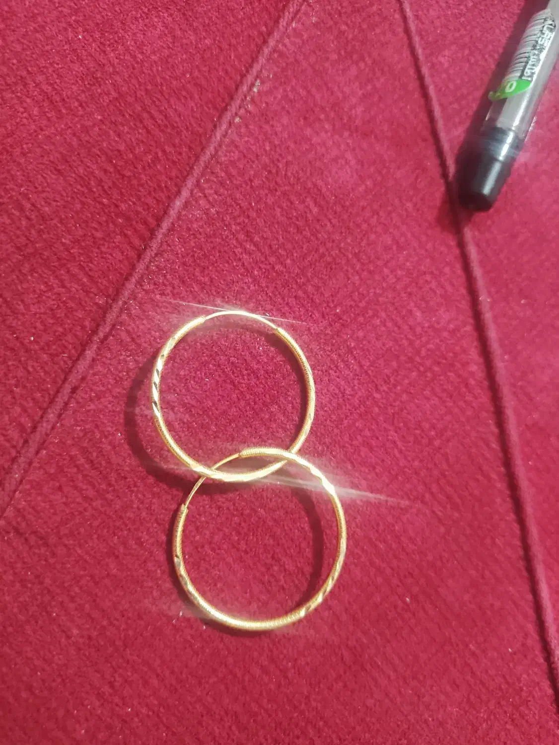 طلا۴۰۰بالای تابلو|جواهرات|قم, شهر قائم|دیوار