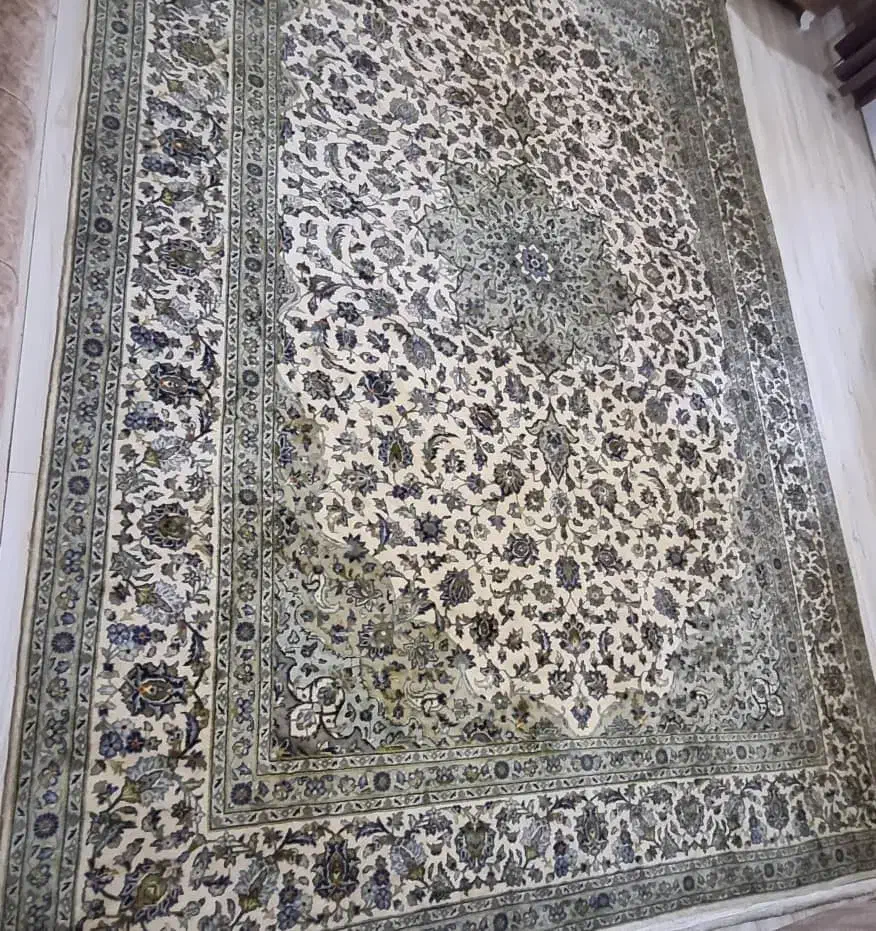 فرش دستباف سالم و قدیمی|فرش|رشت, شالکو|دیوار