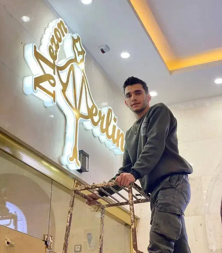 نورپردازی ساختمان لاین نوری آیفون نورمخفی هالوژن|خدمات پیشه و مهارت|علی‌آباد کتول, |دیوار