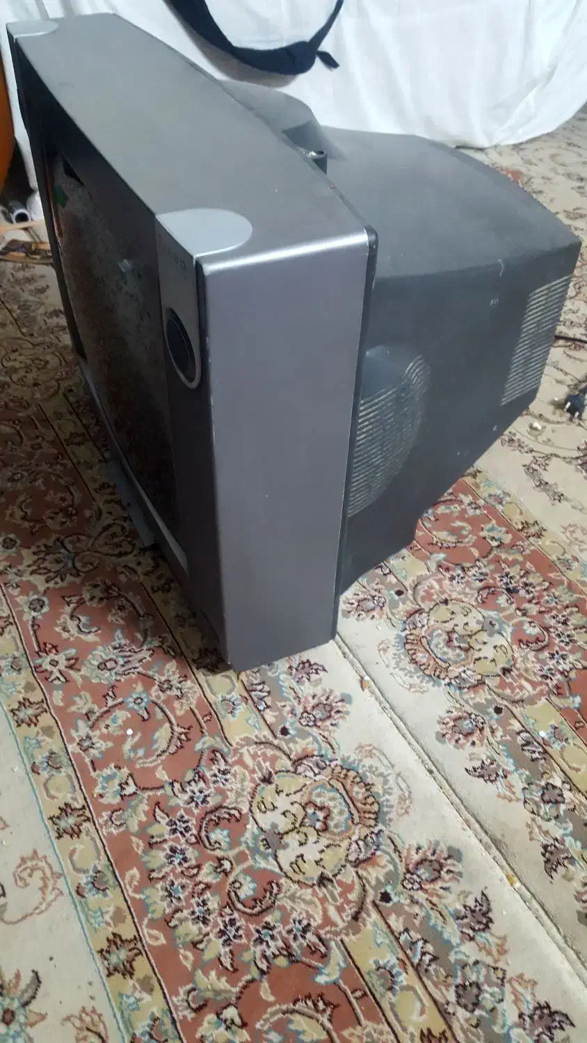 تلوزیون ۲۱ اینچ توربو (ال جی)|تلویزیون و پروژکتور|همدان, |دیوار