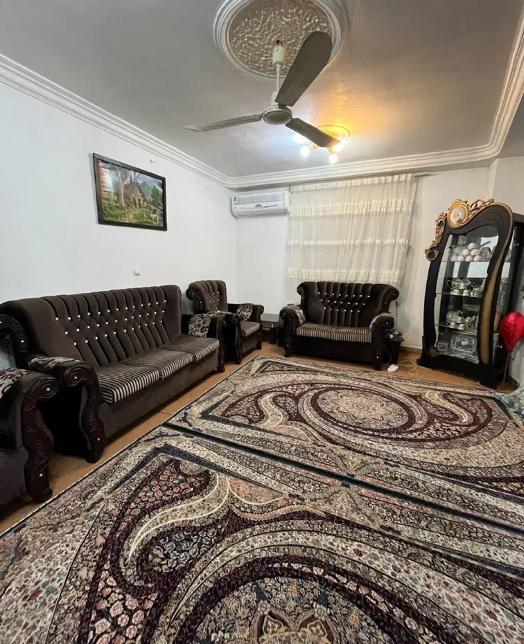 مبل درحد نو ومیز عسلی|مبلمان خانگی و میز عسلی|گرگان, |دیوار